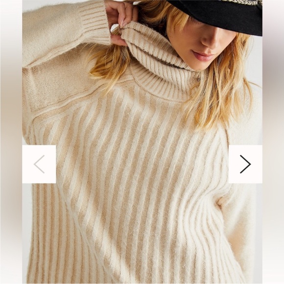 Free People Big City Sweater - Picture 2 of 7